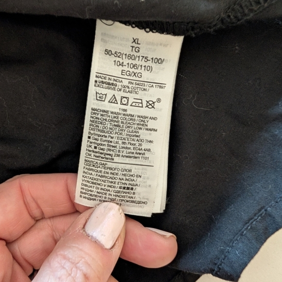 Gap Twist Front Peplum Top Size XL Black - Picture 7 of 8